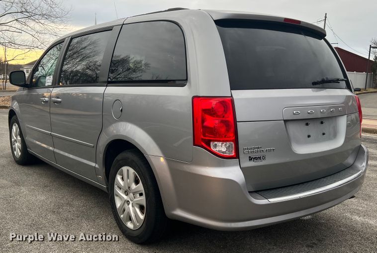 image for item DH8179 2013 Dodge Grand Caravan  van