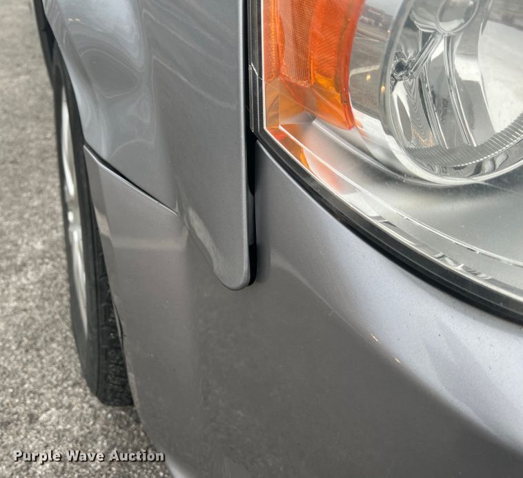 image for item DH8179 2013 Dodge Grand Caravan  van