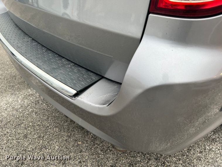 image for item DH8179 2013 Dodge Grand Caravan  van