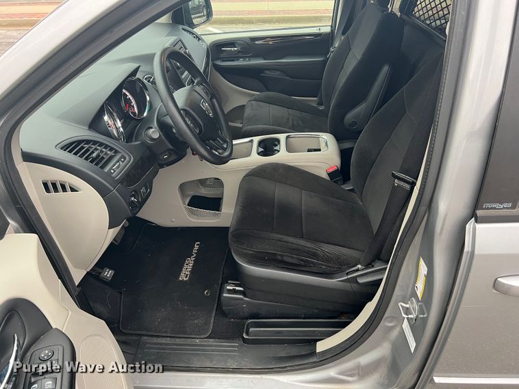 image for item DH8179 2013 Dodge Grand Caravan  van