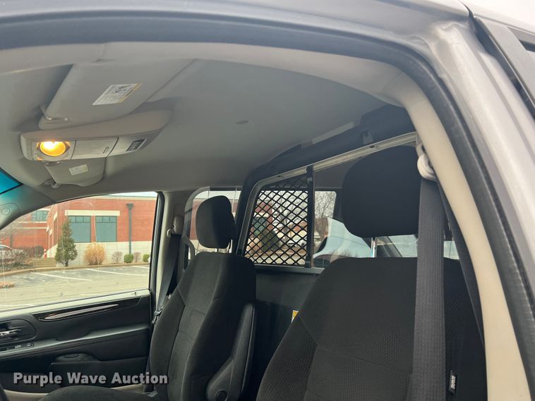 image for item DH8179 2013 Dodge Grand Caravan  van