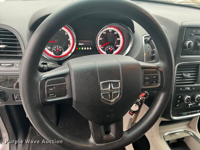 image for item DH8179 2013 Dodge Grand Caravan  van