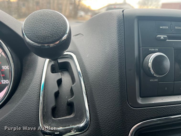 image for item DH8179 2013 Dodge Grand Caravan  van