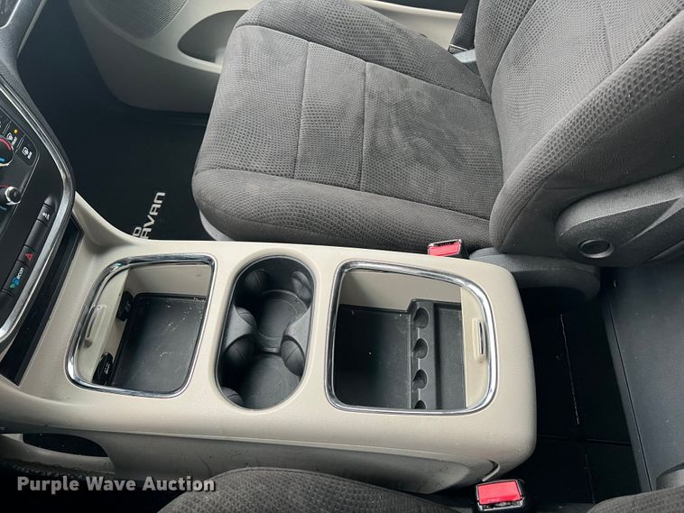 image for item DH8179 2013 Dodge Grand Caravan  van