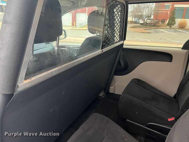 image for item DH8179 2013 Dodge Grand Caravan  van