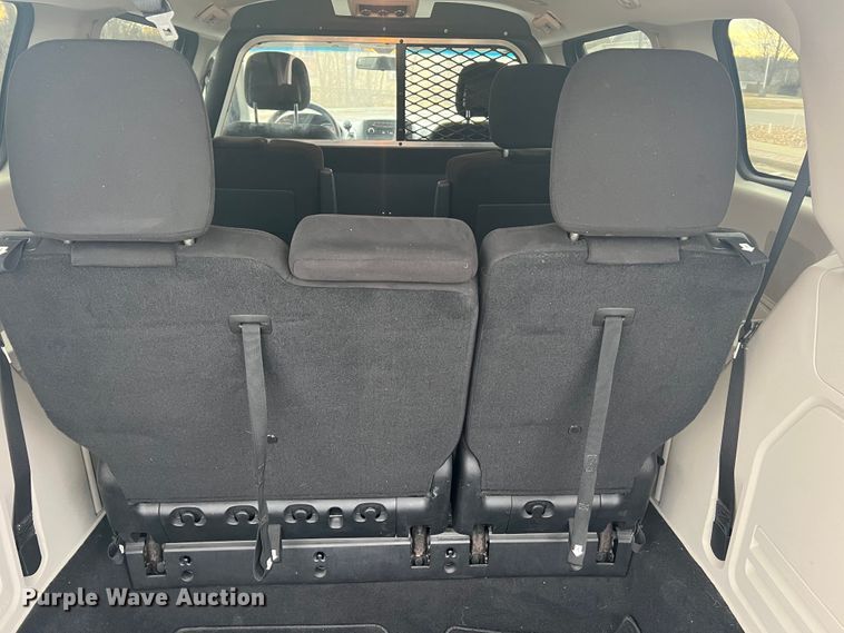 image for item DH8179 2013 Dodge Grand Caravan  van