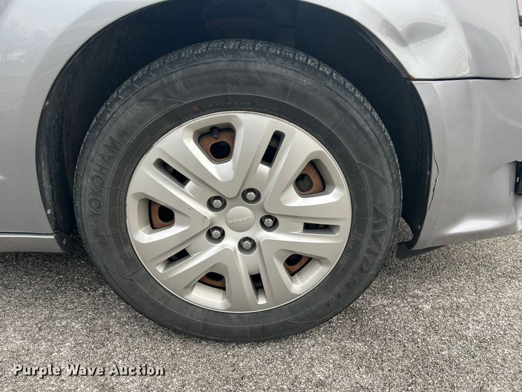 image for item DH8179 2013 Dodge Grand Caravan  van