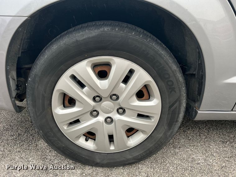 image for item DH8179 2013 Dodge Grand Caravan  van