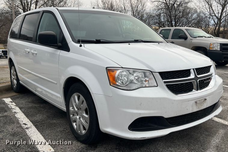 image for item DH8180 2016 Dodge Grand Caravan  van