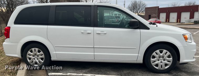 image for item DH8180 2016 Dodge Grand Caravan  van