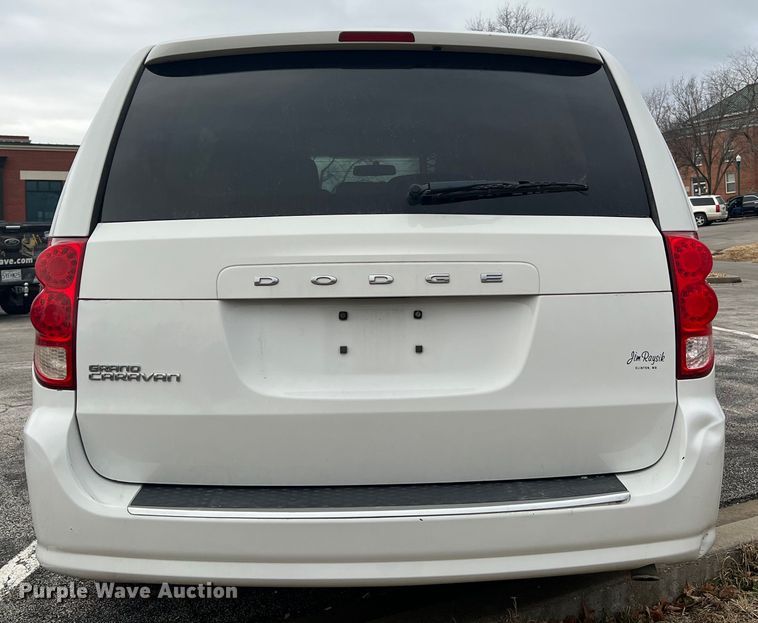 image for item DH8180 2016 Dodge Grand Caravan  van
