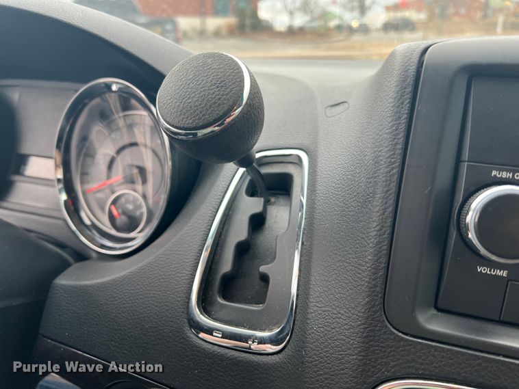 image for item DH8180 2016 Dodge Grand Caravan  van