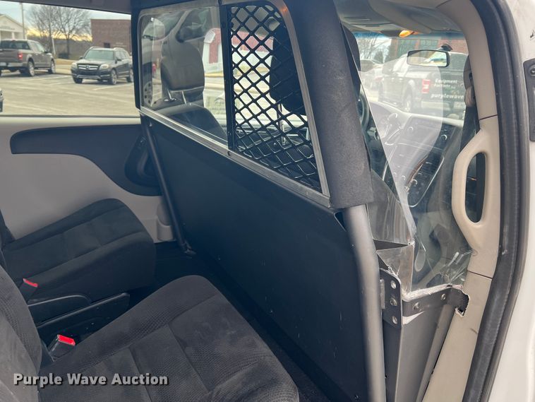 image for item DH8180 2016 Dodge Grand Caravan  van