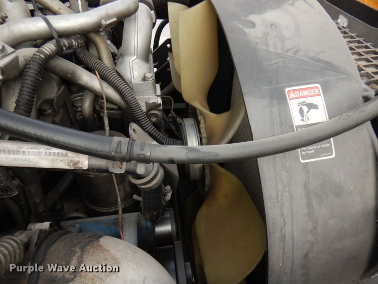 image for item DH8828 2009 Freightliner B2  school bus