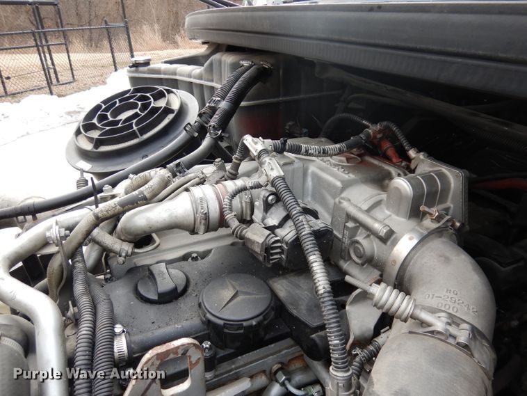 image for item DH8828 2009 Freightliner B2  school bus