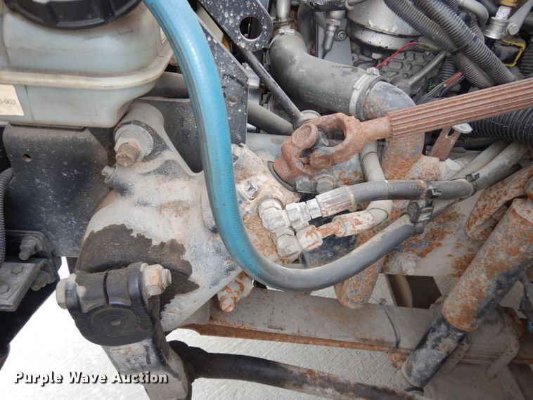 image for item DH8828 2009 Freightliner B2  school bus