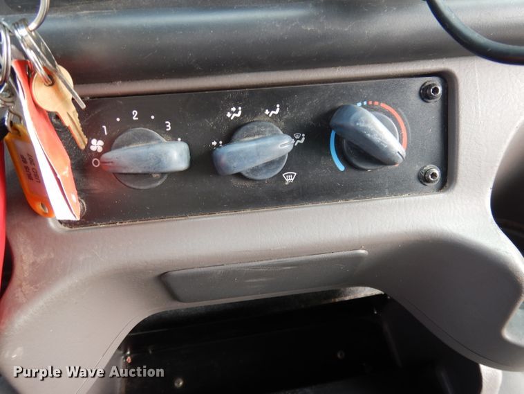 image for item DH8828 2009 Freightliner B2  school bus