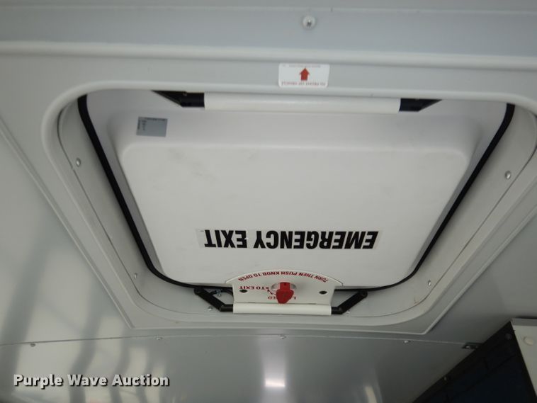 image for item DH8828 2009 Freightliner B2  school bus