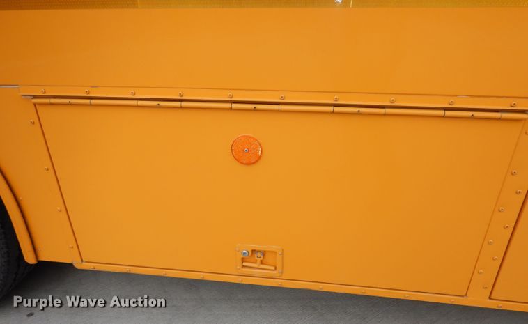 image for item DH8828 2009 Freightliner B2  school bus