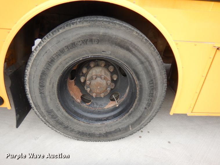 image for item DH8828 2009 Freightliner B2  school bus