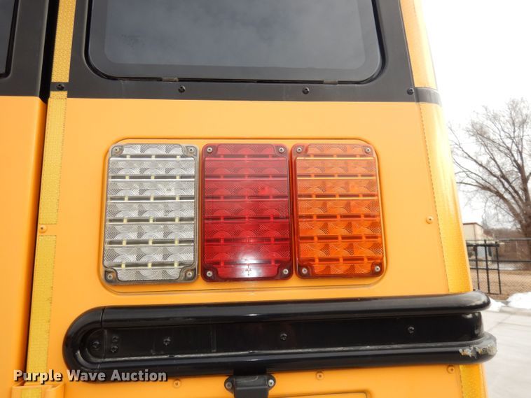 image for item DH8828 2009 Freightliner B2  school bus