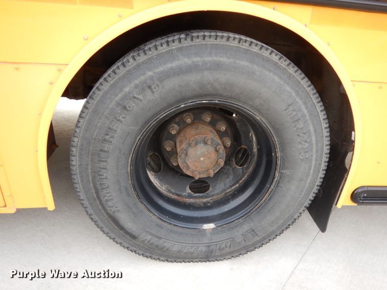 image for item DH8828 2009 Freightliner B2  school bus