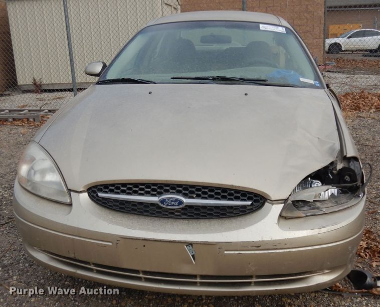 image for item DH8846 2000 Ford Taurus