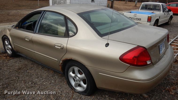 image for item DH8846 2000 Ford Taurus