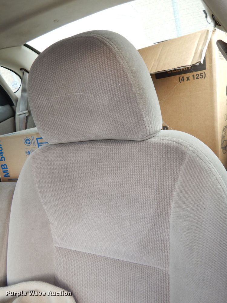 image for item DH8846 2000 Ford Taurus