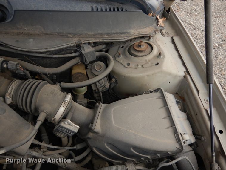 image for item DH8846 2000 Ford Taurus