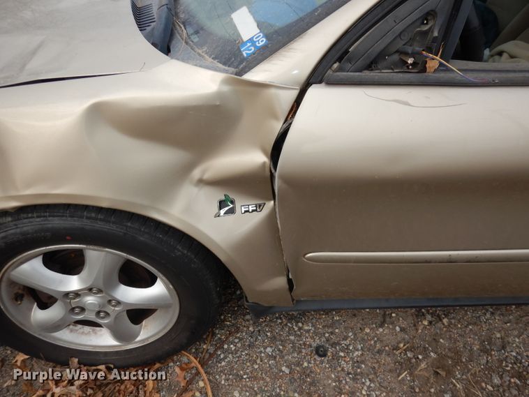 image for item DH8846 2000 Ford Taurus