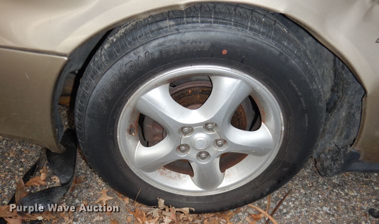 image for item DH8846 2000 Ford Taurus