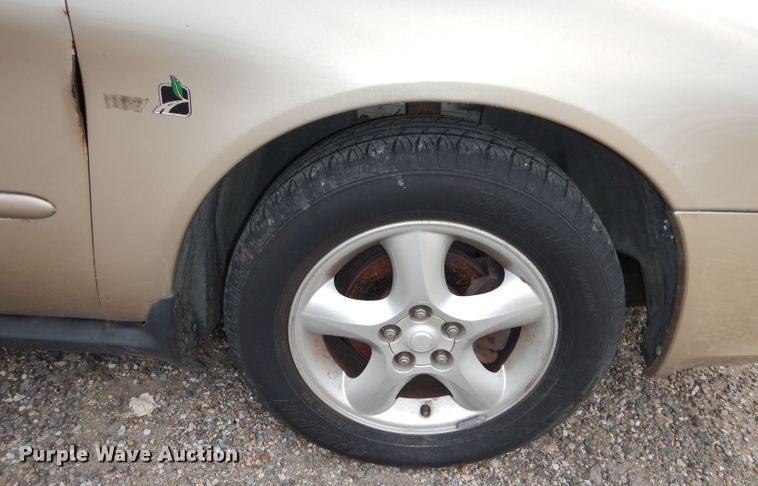 image for item DH8846 2000 Ford Taurus