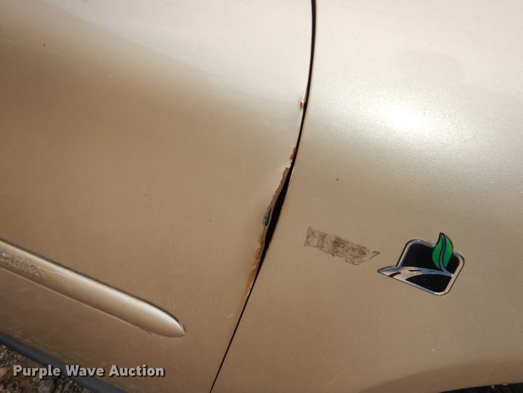 image for item DH8846 2000 Ford Taurus