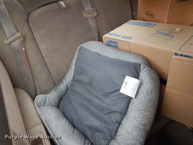 image for item DH8846 2000 Ford Taurus