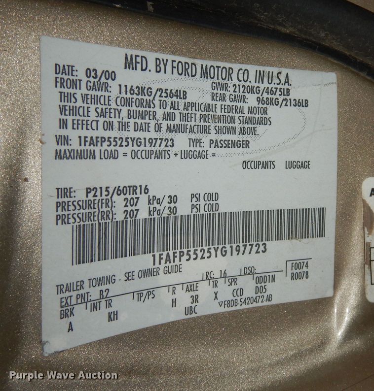 image for item DH8846 2000 Ford Taurus