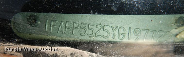 image for item DH8846 2000 Ford Taurus