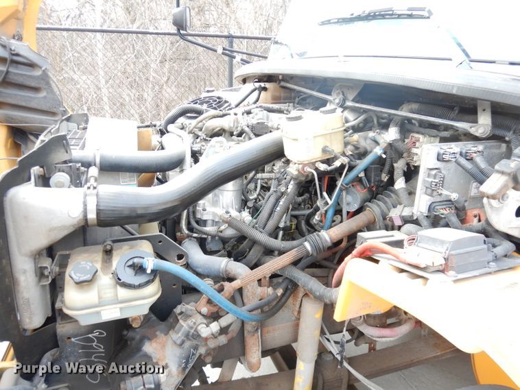 image for item DH8872 2008 Freightliner B2  school bus