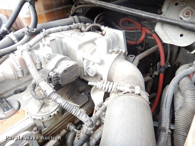 image for item DH8872 2008 Freightliner B2  school bus