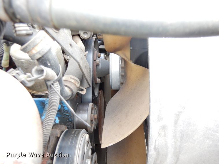 image for item DH8872 2008 Freightliner B2  school bus