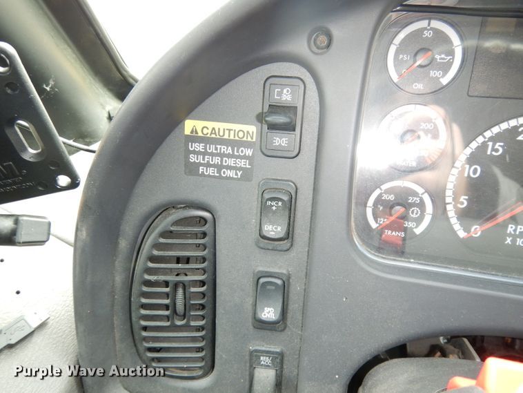 image for item DH8872 2008 Freightliner B2  school bus