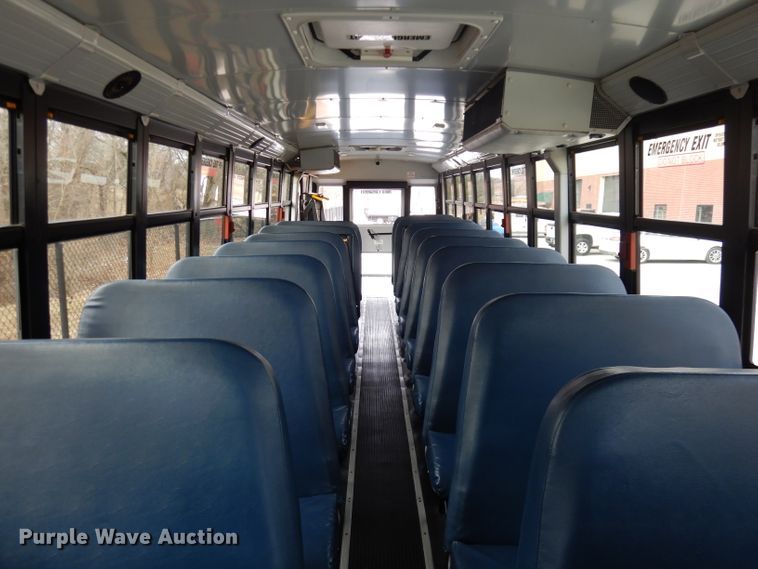 image for item DH8872 2008 Freightliner B2  school bus