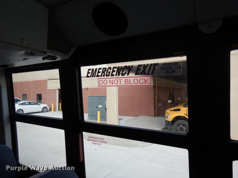 image for item DH8872 2008 Freightliner B2  school bus