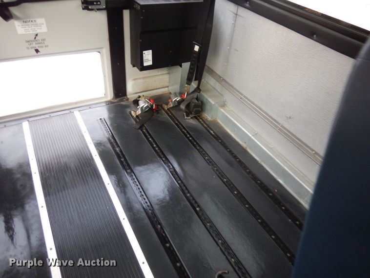 image for item DH8872 2008 Freightliner B2  school bus