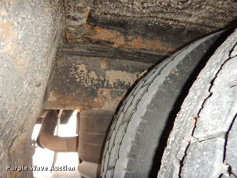 image for item DH8872 2008 Freightliner B2  school bus