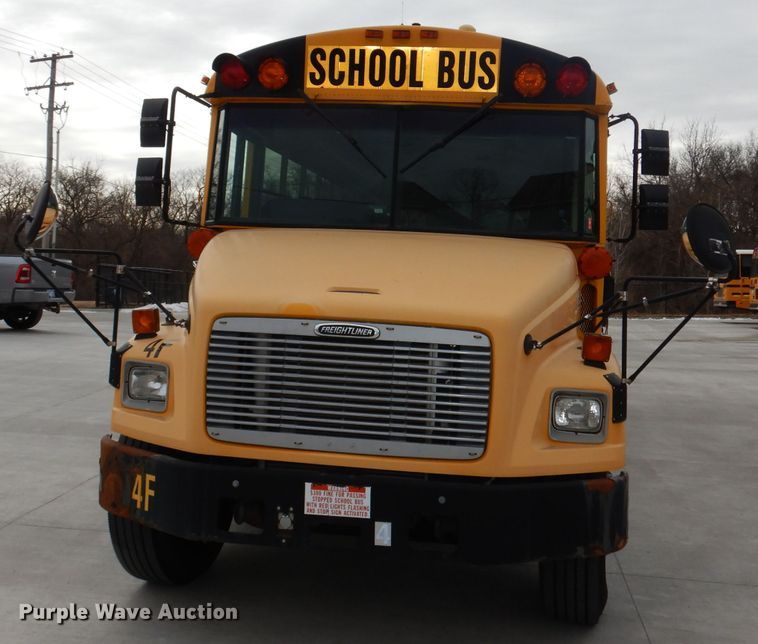 image for item DH8873 2003 Freightliner FS65  school bus