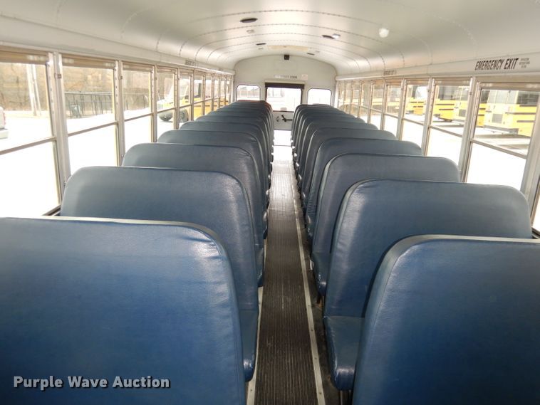 image for item DH8873 2003 Freightliner FS65  school bus