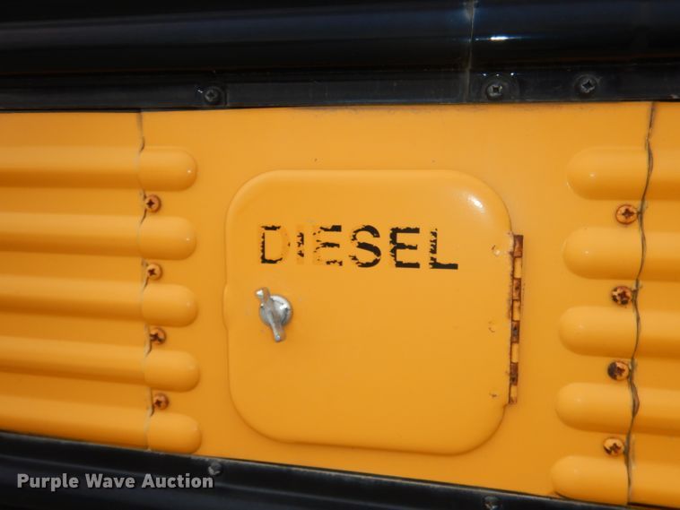 image for item DH8873 2003 Freightliner FS65  school bus