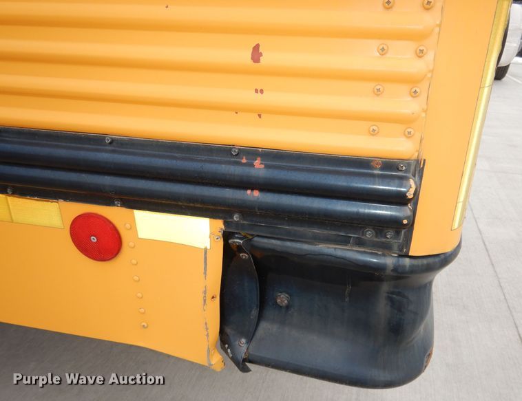 image for item DH8873 2003 Freightliner FS65  school bus