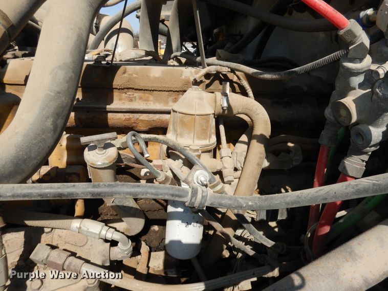 image for item DH8892 1998 Freightliner FL70  oil distributor truck